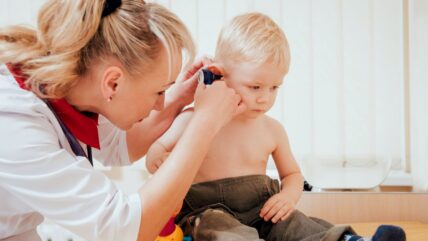 Çocuk Ürünleri Seçerken Dikkat Edilmesi Gerekenler: Sağlık ve Güvenlik Önceliğiniz Olsun